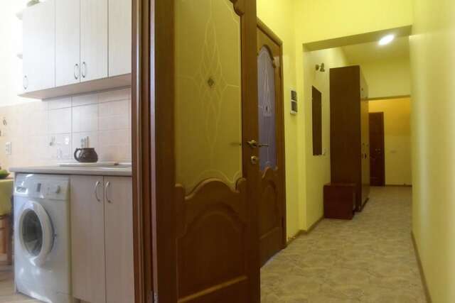 Апартаменты Apartment on Voloshyna Львов-39